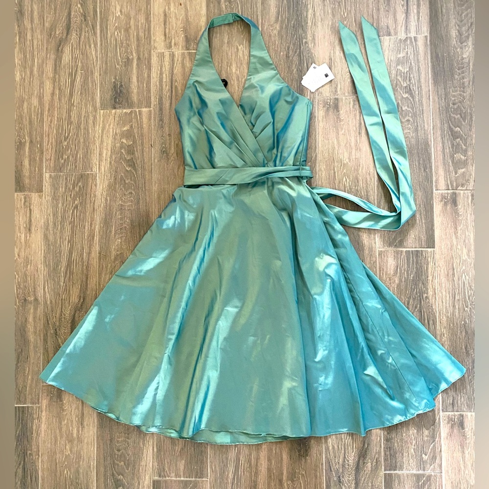 After Six Taffeta Halter MIDI Length Dress Size 6 NWT 🌿